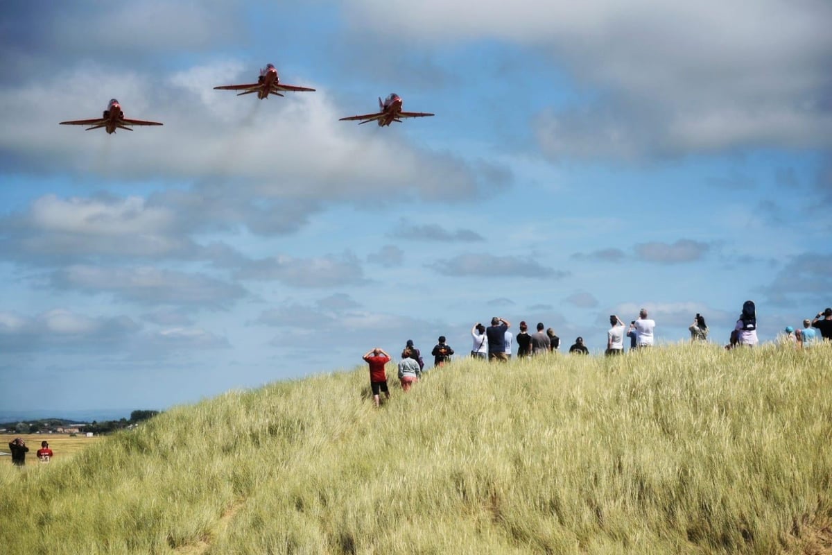 11 spectacular pictures as the Red Arrows take to the skies above Blackpool as they head to Southport Air Show