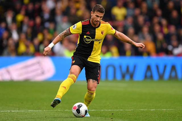 Ex-Watford man Daryl Janmaat's chances of moving to Liverpool - a club he was recently linked with joining - now appear to be unlikely, with the latest reports suggesting the Reds aren't after a new defender. (The Athletic)
