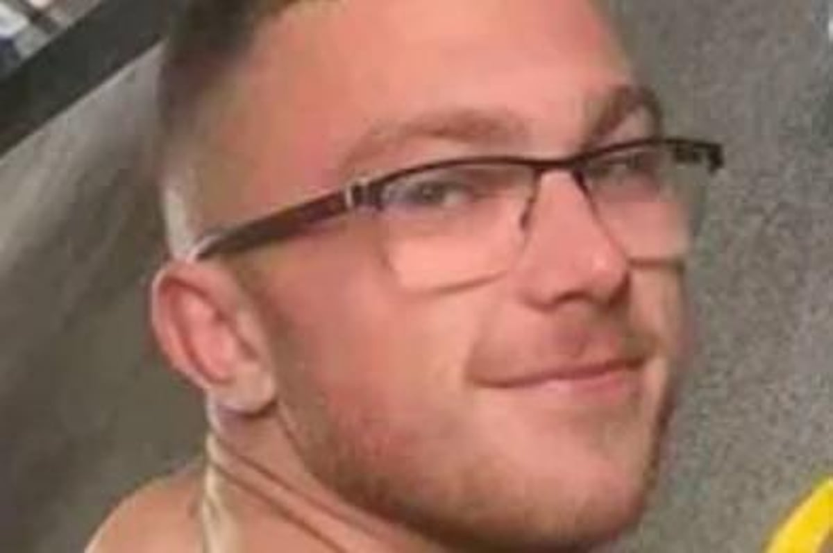 Man, 22, dies four days after fight outside nightclub with police issuing renewed appeal