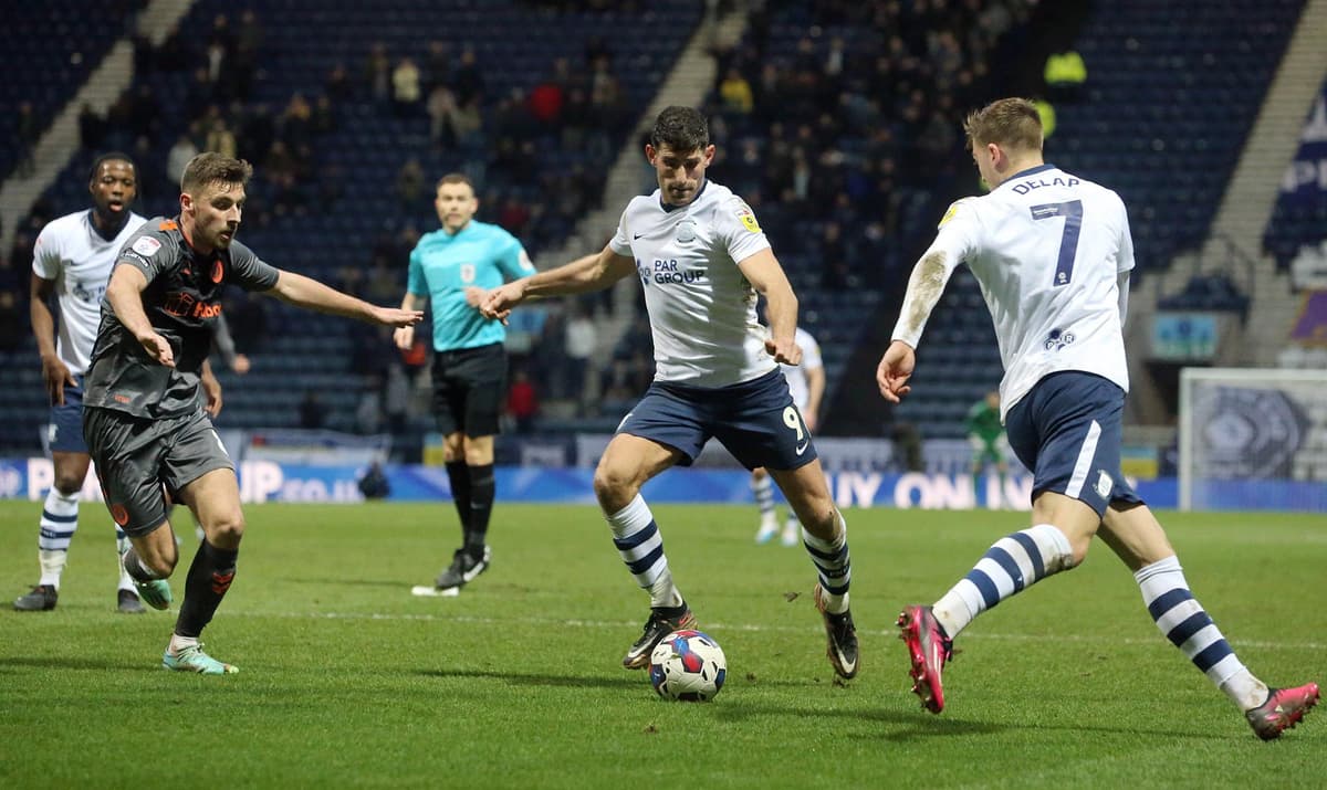Preston North End boss frustrated by FA as top scorer is set to miss Luton Town clash this week