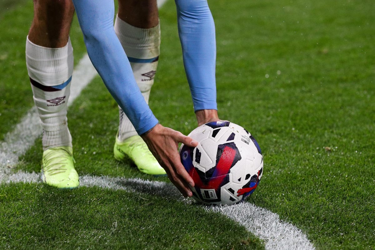 Where are Burnley, Blackpool, PNE and Wigan Athletic expected to finish in the Championship after recent results?
