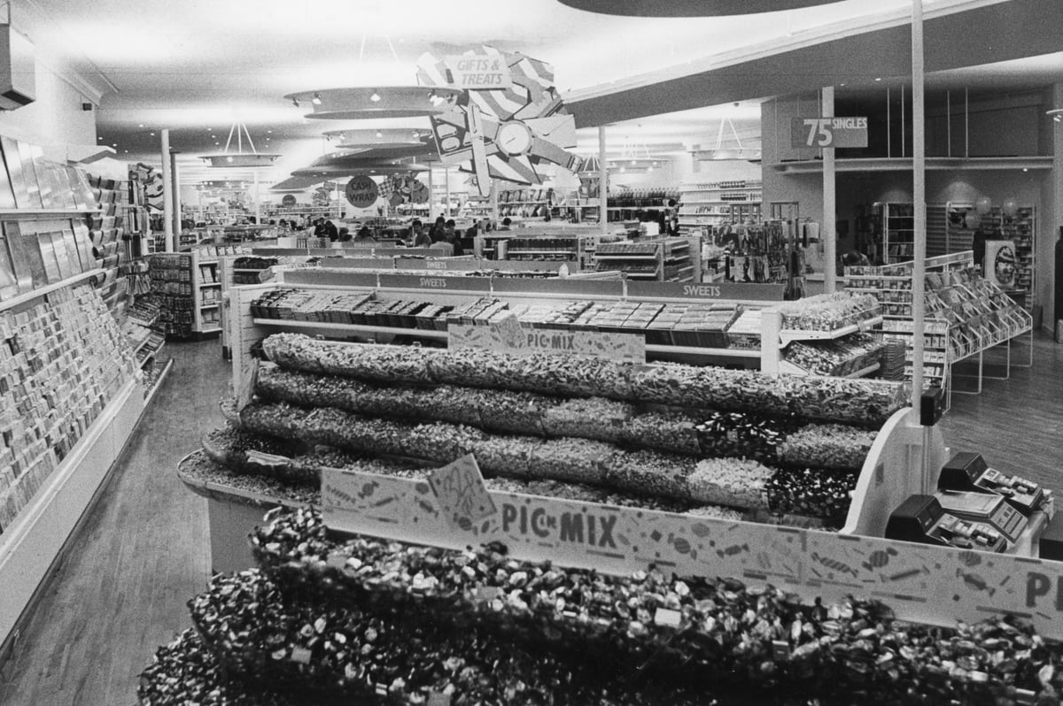 Here's 27 pictures of Preston's Woolworths through the years to bring back memories of pick 'n' mix and more