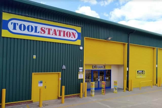 The Toolstation Leyland store is located on Tomlinson Road, Leyland, PR25 2DG.