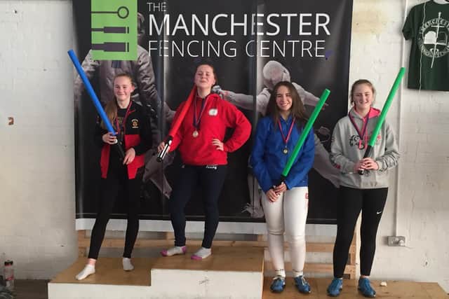 Nicole Saunders is a member of Manchester Fencing Centre
