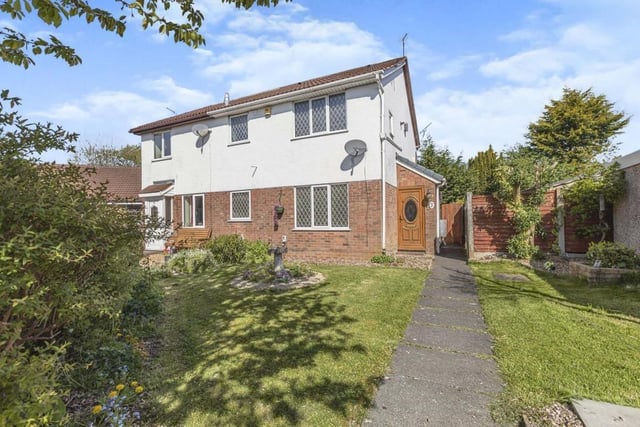 This one-bed quarter-house offers a lounge and fitted kitchen, a double bedroom and bathroom, and a driveway providing off road parking as well as a good sized rear garden. Marketed by Bridgfords, Bamber Bridge, 204 Station Road, Bamber Bridge, Preston, Lancashire, PR5 6TQ. Call: 01772 399050