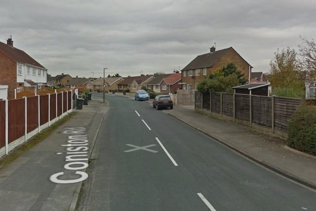 What: Some carriageway incursion 
Why: Utility repair and maintenance works; CLEAR BLOCKAGE IN THE FOOTWAY FOR A NEW CUSTOMER CONNECTION 
When: Sept 26-Sept 28