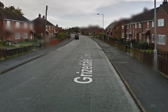 What: Some carriageway incursion 
Why: Utility repair and maintenance works; Excavate footway to repair damaged chamber   NNO27622 
When: Sept 27-Sept 29