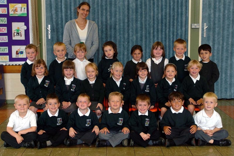 Leyland St James' CE Primary School