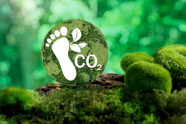 Reducing carbon footprint (photo: Adobe)