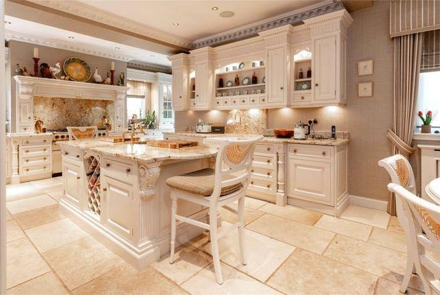 Kitchen table, perfect place to sit and eat your morning cereal.