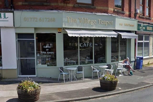 The Village Teapot on Liverpool Old Road, Walmer Bridge, has a rating of 4.8 out of 5 from 214 Google reviews