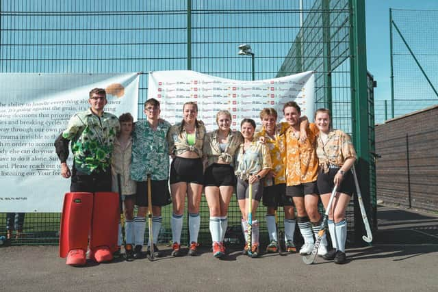 Winning hockey team, Hawaii from Wales 