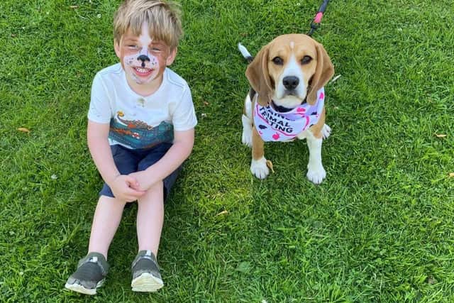 A MBR Free the Beagles event was held at Avenham Park in Preston on Saturday where people added their signature to a petition to end testing on animals