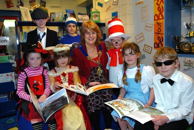 Harris Primary school's new library was opened by Mayor of Preston Coun Christine Abram