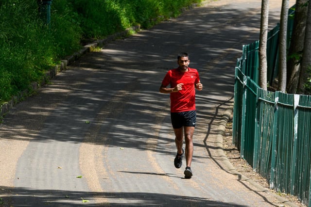 A Prestonian taking a run in the hot weather on June 17. Photo: Kelvin Stuttard.