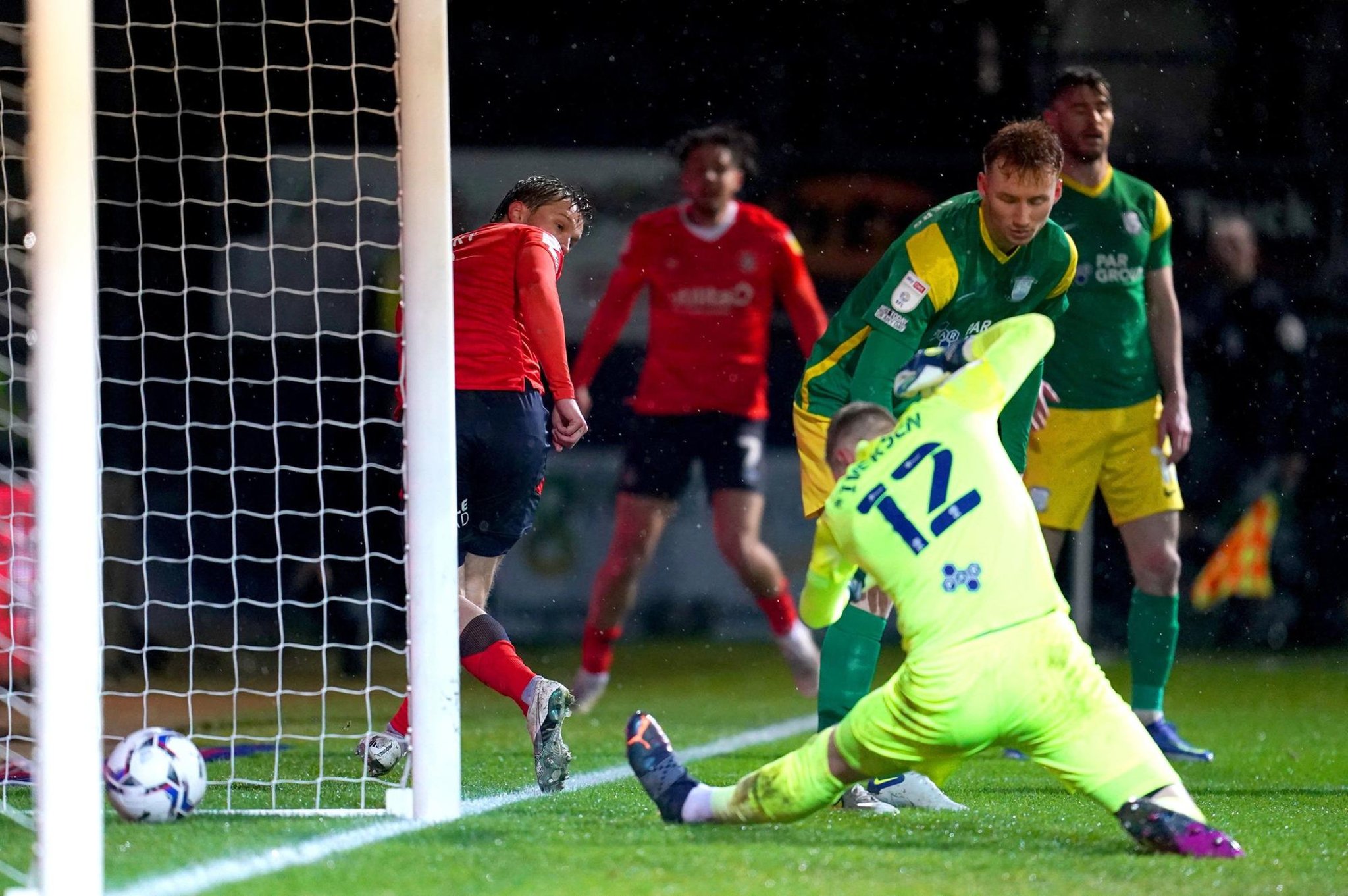 'Nearly 100 times' - Preston North End manager's concern at a statistic in the defeat to Luton Town