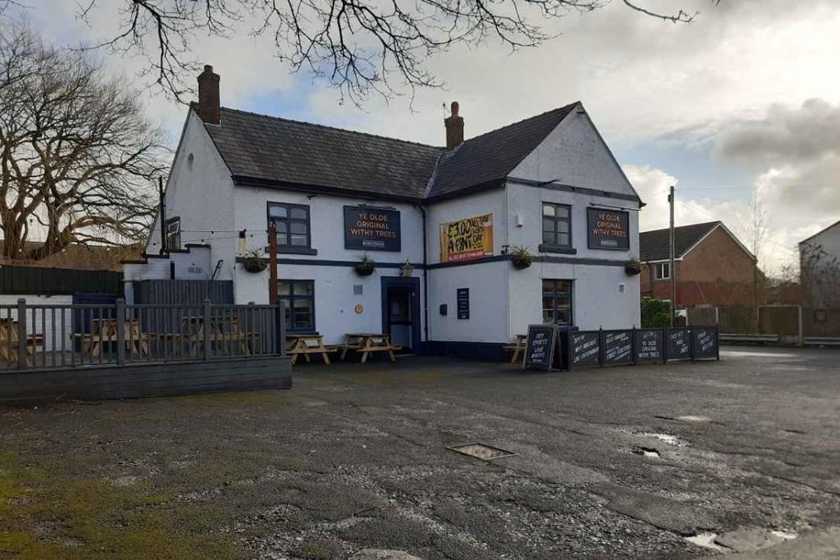 Historic 200-year-old pub is put on the market - This is how much it will cost