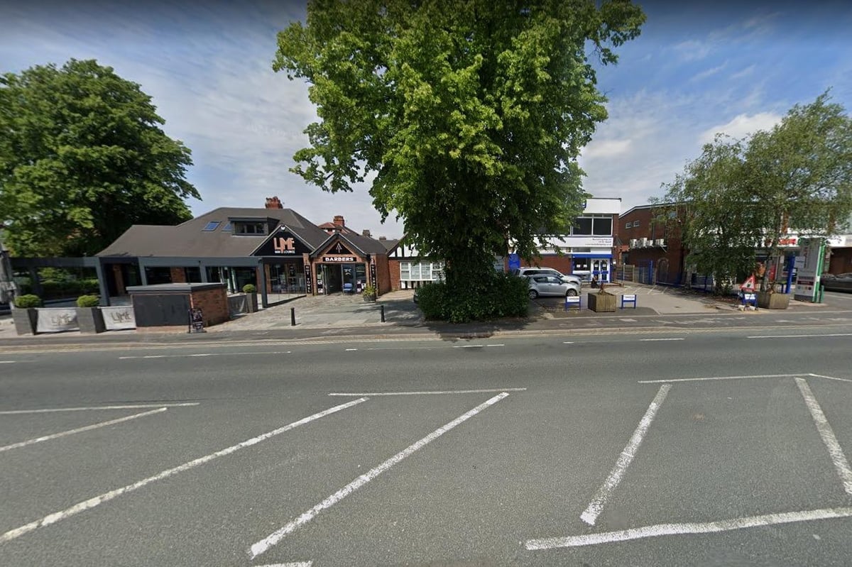 Man punched in face and knocked unconscious outside Lime Bar in Penwortham