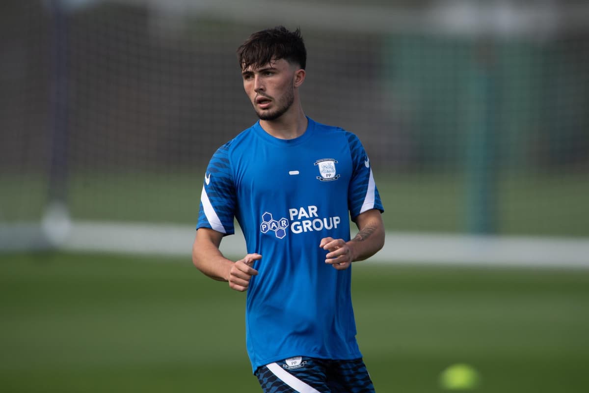 George Gryba Preston North End extend the stays of two teenagers
