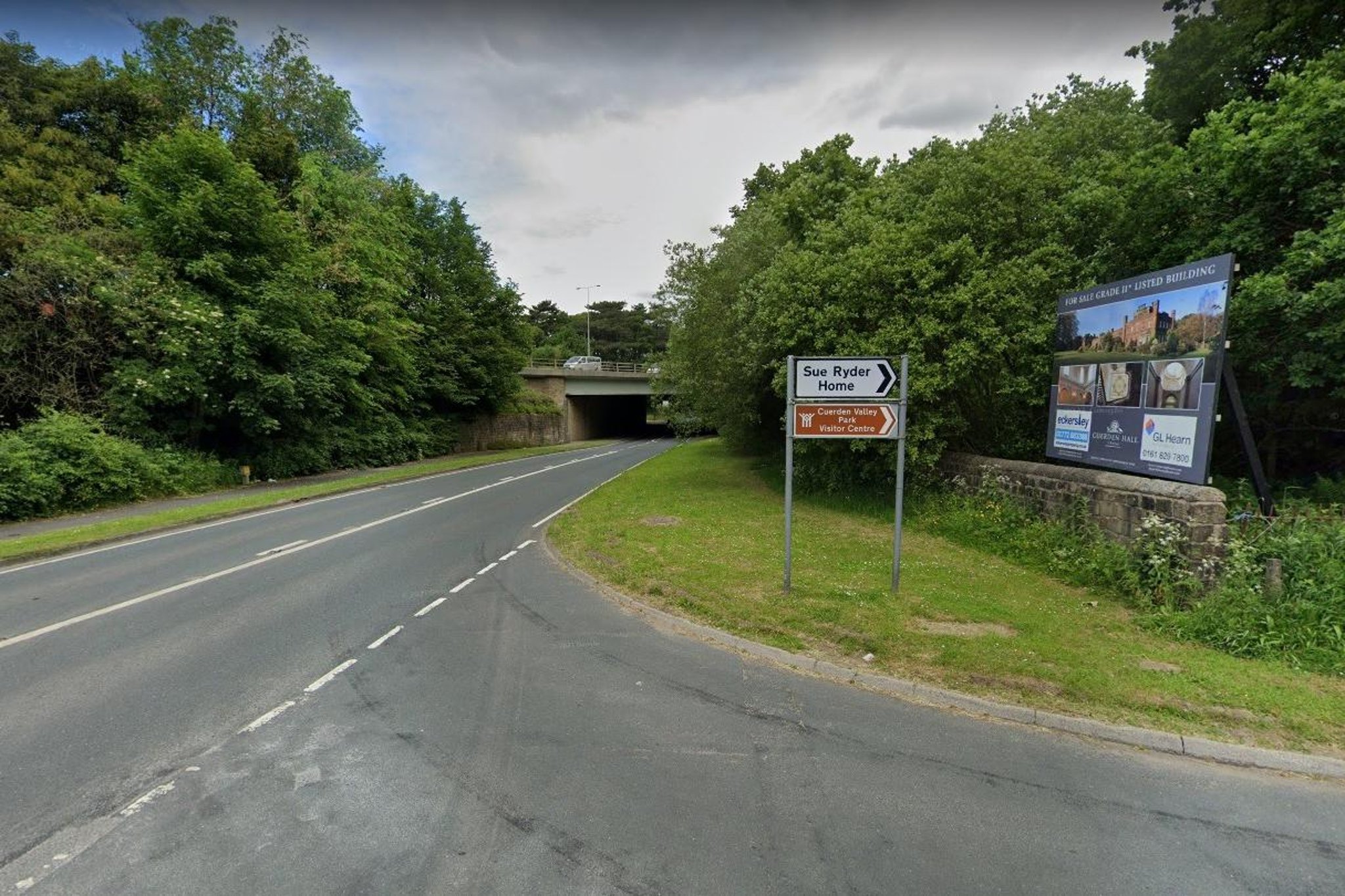 Tree collapses onto cars and injures woman as police shut Wigan Road in Bamber Bridge