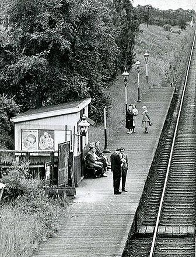 Penwortham Cop Lane station