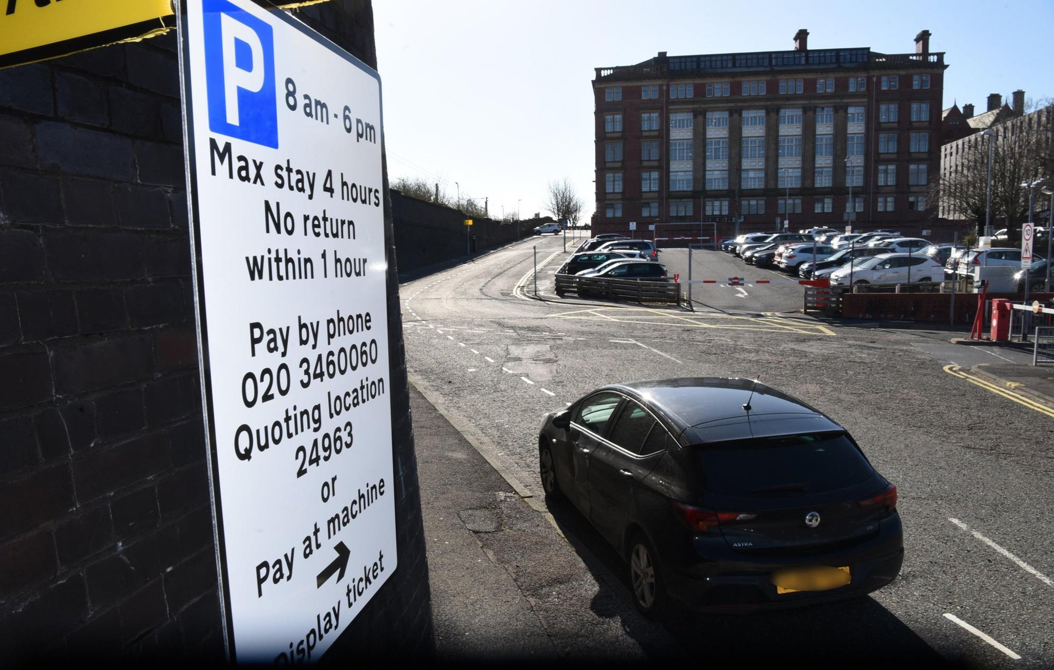 Preston city centre parking signs cause confusion after drivers are told to call the wrong number to pay