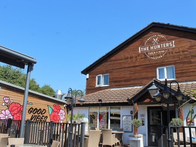 The Hunters Pub and Dining, Hennel Ln, Lostock Hall, Preston PR5 5UL.