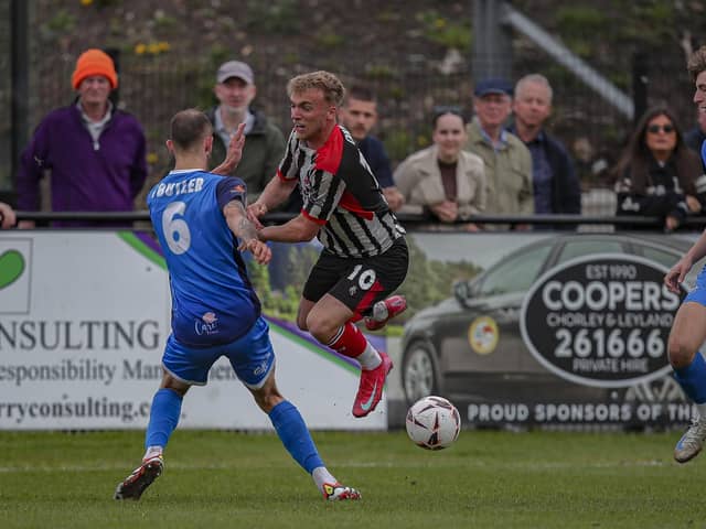 Tom Carr in the thick of things against Marine (photo: David Airey/dia_images)