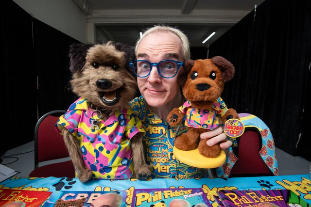 Puppeteer Phil Fletcher with Hacker T Dog.