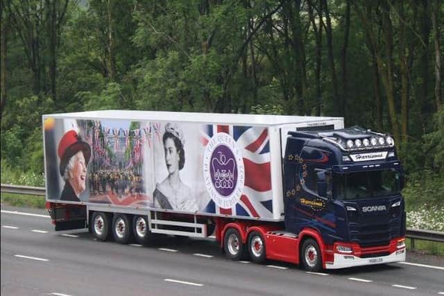 The Jubilee trailer on the move. Courtesy of Rob Payne of Payners Truck Photos.