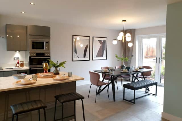The kitchen diner in the show home at the Hollies
The_kitchen_diner_in_the_show_home_at_The_Hollies_by_Kingswood_Homes.jpg