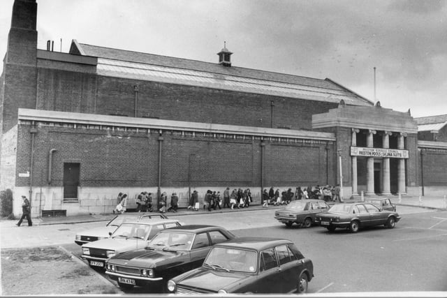 In this image from 1980 you can see a group of school children arriving at the baths - probably for their dreaded swimming lesson!