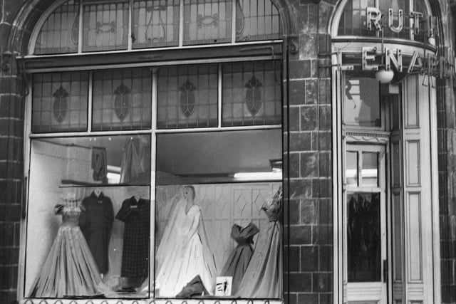 Clothing shop Ruth Lenard in Miller Arcade around 1959