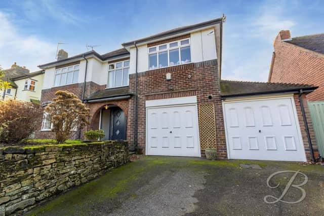 Welcome to High Oakham Hill in Mansfield and this £550,000, four-bedroom, detached property that estate agents BuckleyBrown feel would make "a great family home".