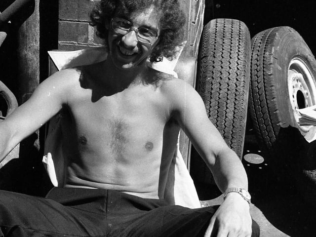 Lyons Maid worker takes a break in the sunshine, 28 June 1976