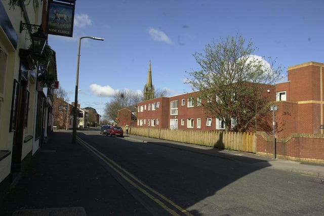 As well as pubs and shops, there were also homes on Meadow Street, as this picture shows