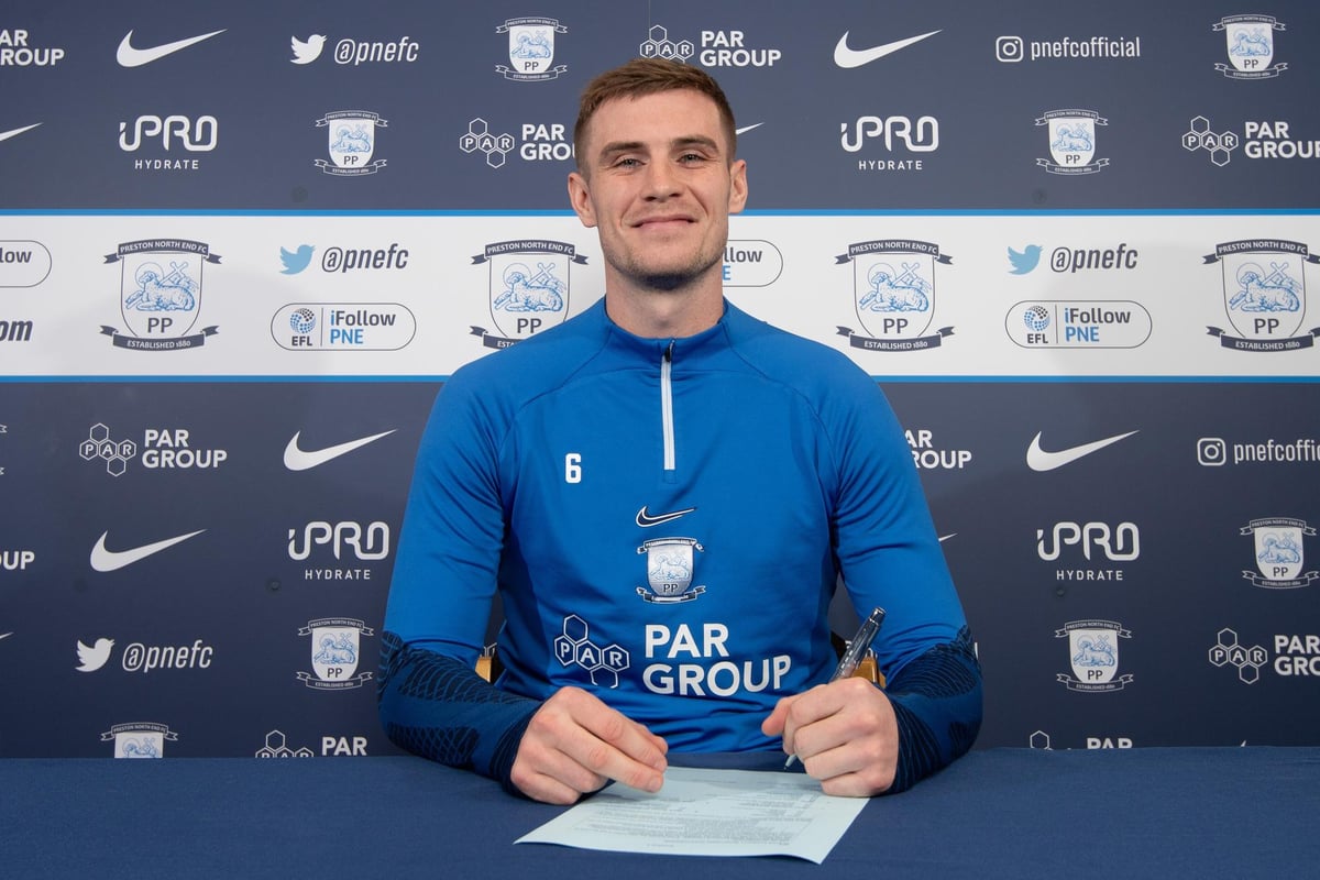 Preston North End defender Liam Lindsay signs new two-and-a-half-year contract