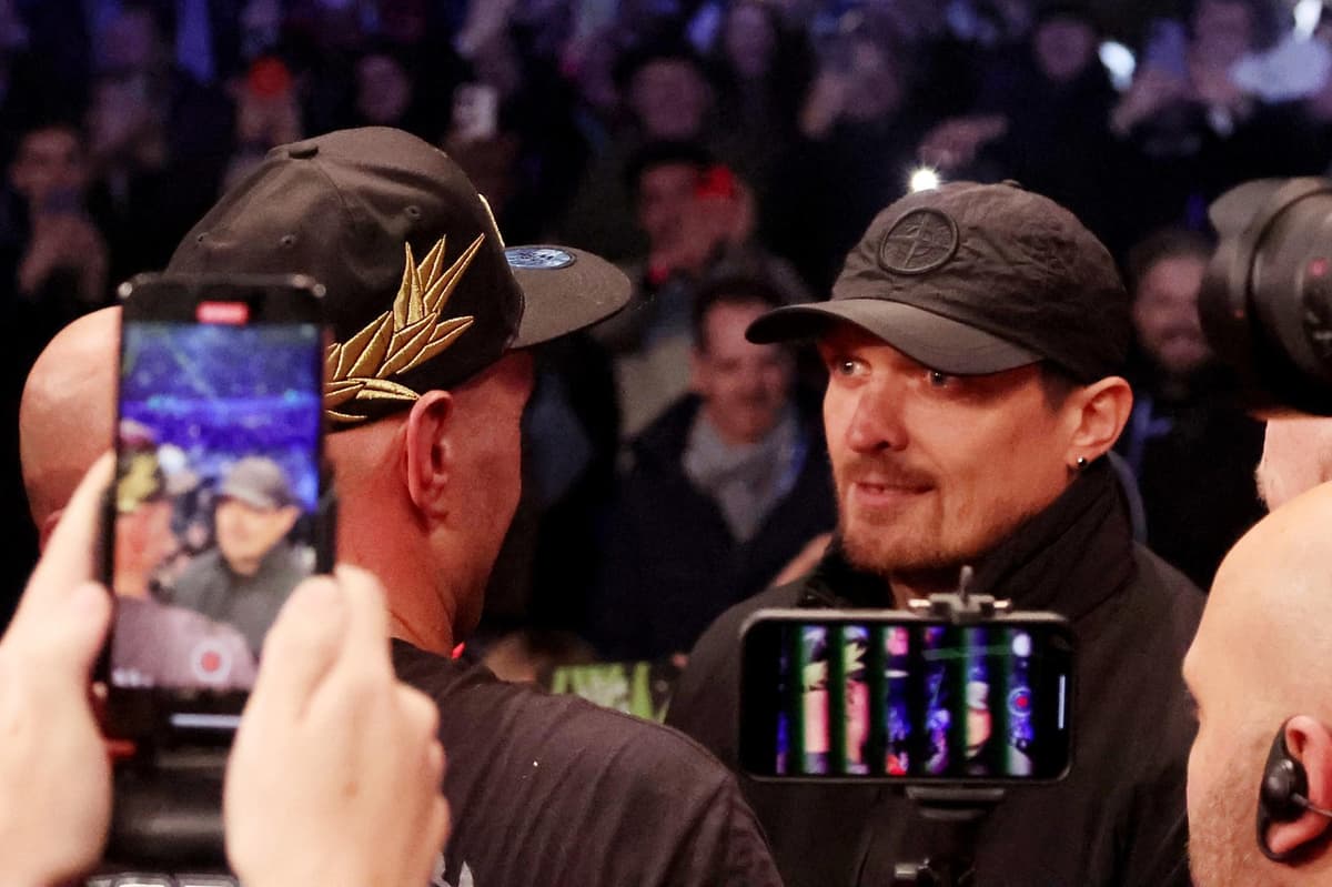 "Ignorant and stupid": Promoter Frank Warren blasts those blaming Tyson Fury for collapse of Oleksandr Usyk fight