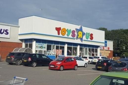 Here's what Toys R Us looked like on Deepdale Retail Park shortly before its closure in 2018