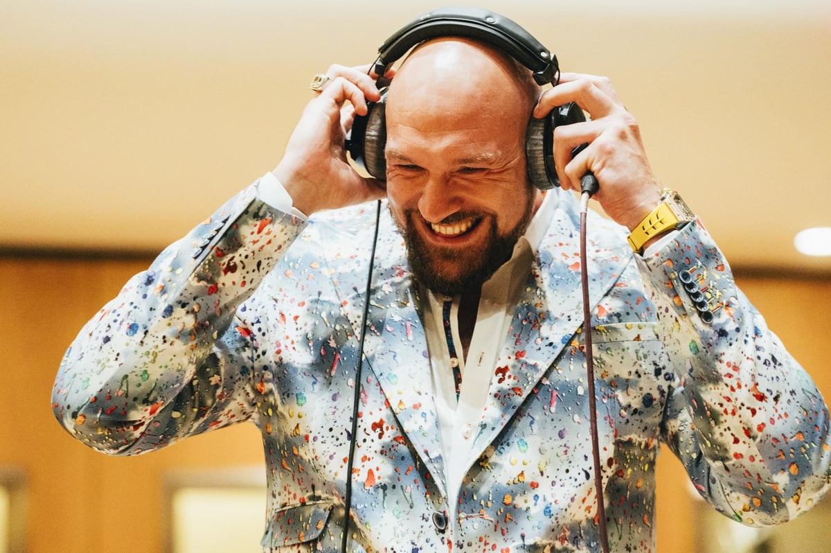 Tyson Fury could top the charts this Christmas with charity single, say bookies