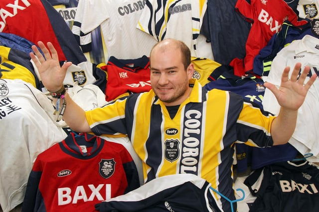 Preston North End Fan Simon Gooch aged 33 has collected PNE shirts from 1990 - 2000.  He recently donated a rare Beckham period PNE Shirt to a charity auction which was held at the Grosvenor Hotel in London.
16th September 2015