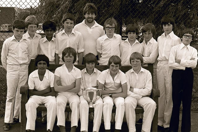 Here's Ashton High School's 1980 Cricket team