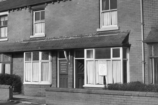This picture was taken in 1959 and shows Leyland's county council school clinic, which was also used as an ante-natal clinic. Notice the polio protection poster in the window
