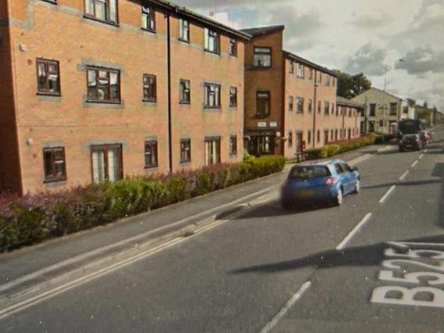 Pall Mall, PR7 2LE - £82,000