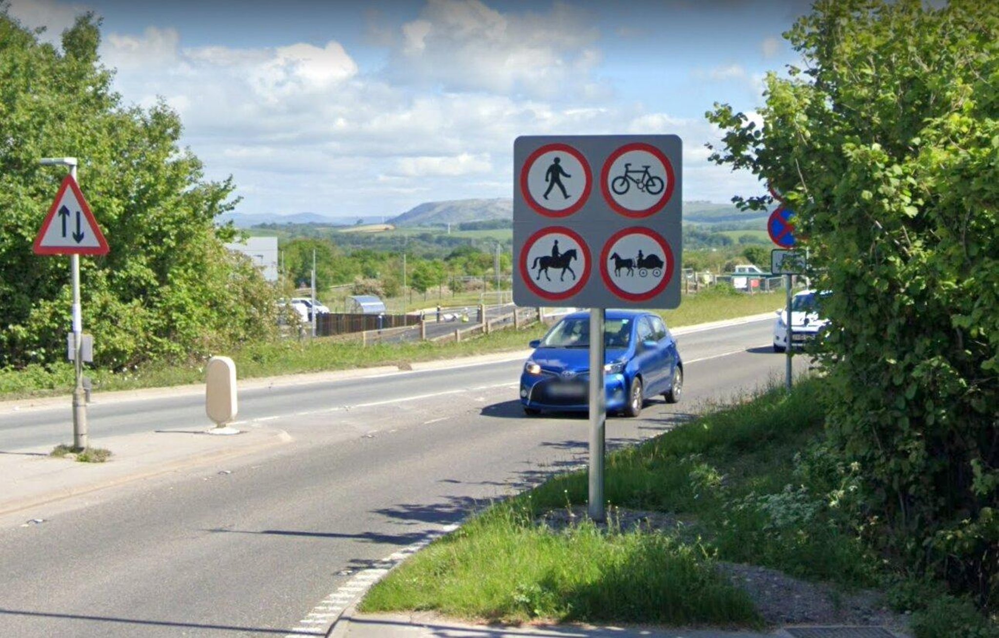 Pedestrians banned from Lancashire road in case they end up on the M6 "by mistake"
