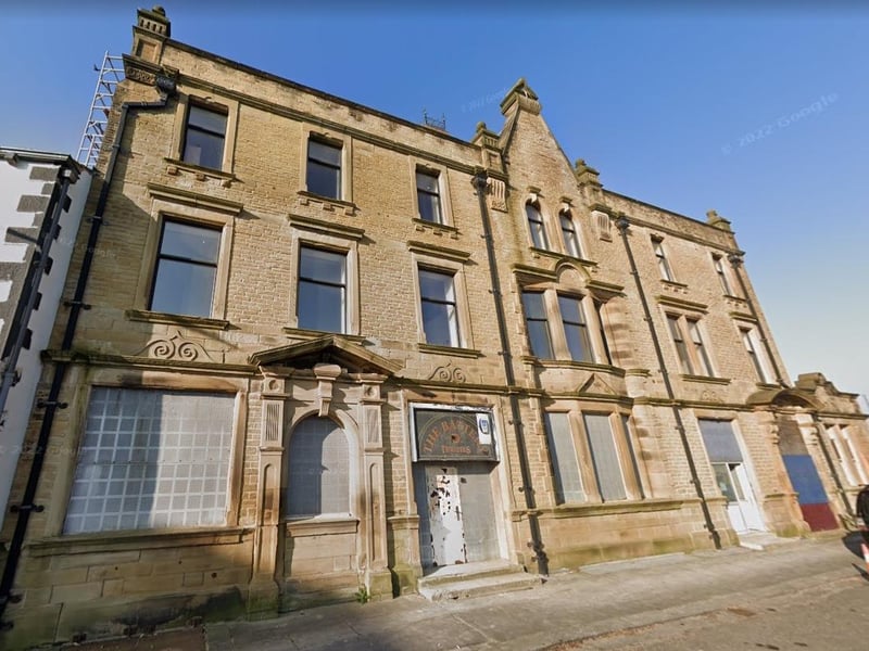 In series 4, Erin has a short-lived stay with her mother - filmed in the former Battery Hotel, which is currently undergoing extensive renovation to become holiday apartments.