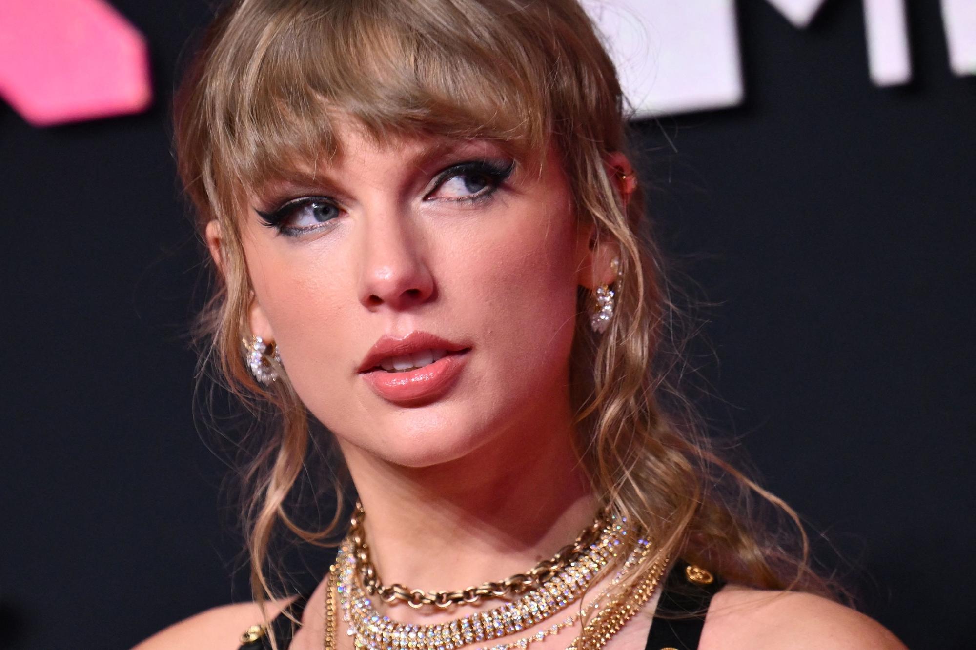 Pennsylvania Proud: Taylor Swift'S Epic Album Announcement! - 0vje0u5