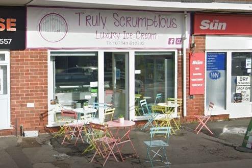 This gets 4.9 out of 5 on Google Review- and it's not just human's they cater for, but dogs too.
One recent review said: "I didn't know this place was here. I'm so glad I found it. There are so many flavours of ice cream to choose from and various toppings and sauces."