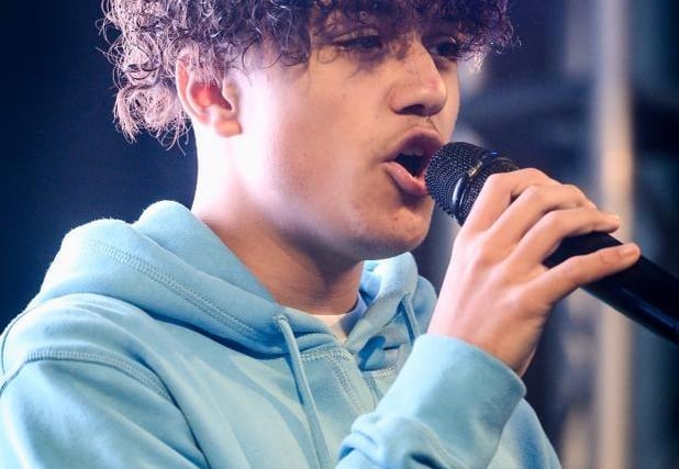 The Voice Kids Danny Bretherton sings to the crowds