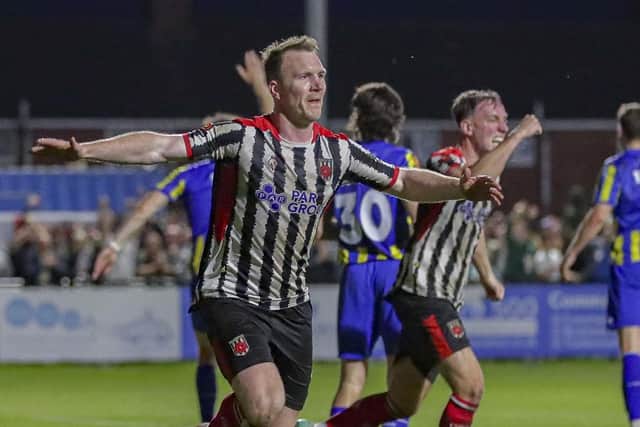 Mark Ellis celebrates his winner (photo: David Airey/dia_images)